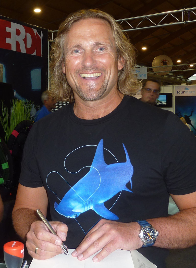 Laden Sie das Bild in Galerie -Viewer, Der Bornholm-Code Taucherroman