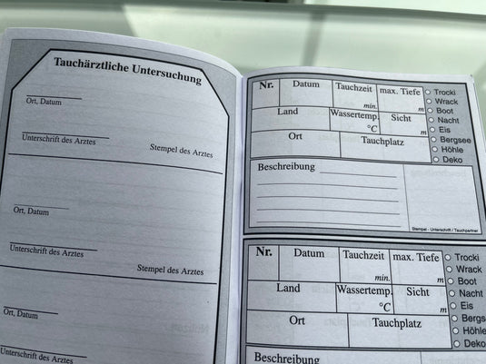 Taucher - Logbuch , kompakt 104 Tauchgänge