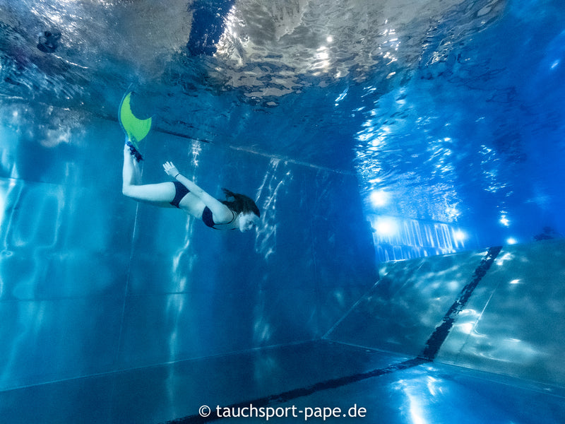 Laden Sie das Bild in Galerie -Viewer, Try Freediving