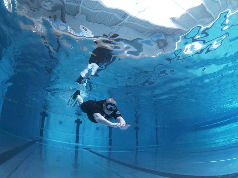 Laden Sie das Bild in Galerie -Viewer, Try Freediving