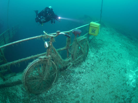 Kreidesee Hemmoor - der tiefste Briefkasten Deutschlands