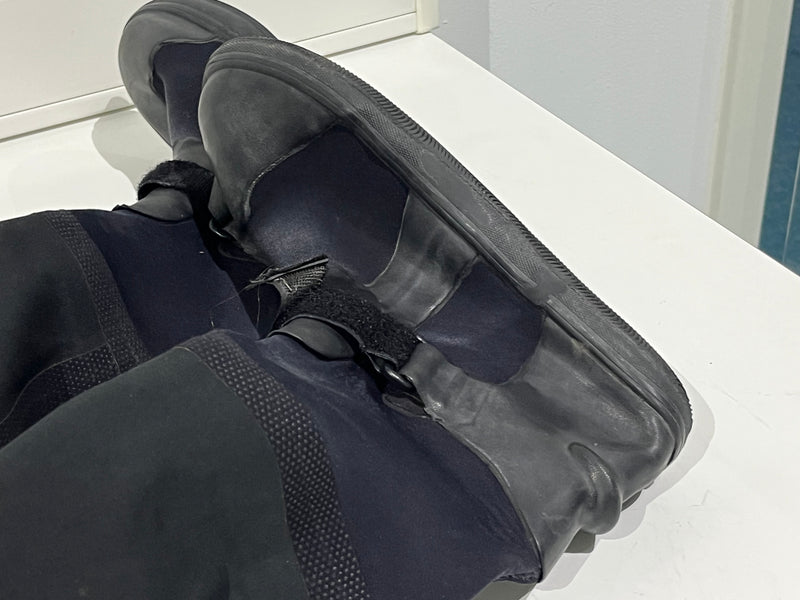 Laden Sie das Bild in Galerie -Viewer, 1 Argonaut 2.0 XL, Trockentauchanzug, gebraucht

