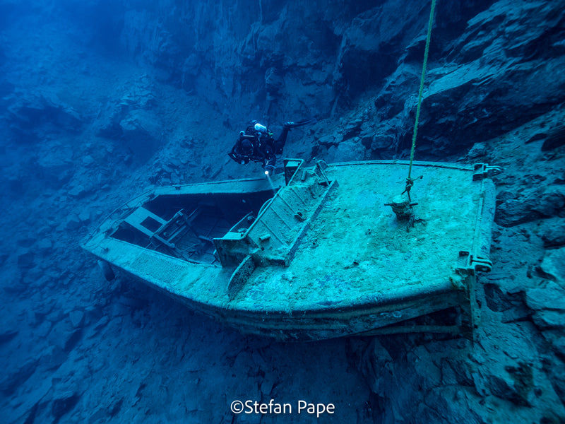 Laden Sie das Bild in Galerie -Viewer, PADI Wreck Diver / Wracktauchen
